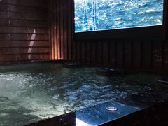 -浅深(世茂滨江精品店)