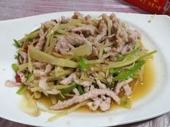 仔姜肉丝-洪霞餐馆