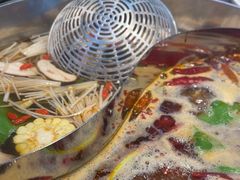 -来龍儿鲜切牛肉自助老火锅