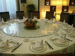 -山明水秀大饭店