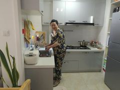 -爱贝佳母婴护理服务中心·月嫂育儿嫂(鲁迅路店)