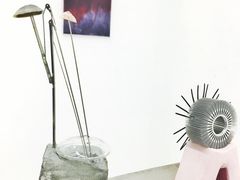 -胶囊画廊