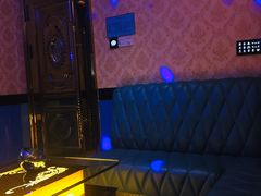 -皇家派对KTV(大润发店)