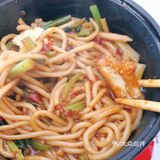我们也是打包回家吃的 还买了一个刚出炉的馕