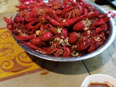 -琥珀老六龙虾(四里河店)