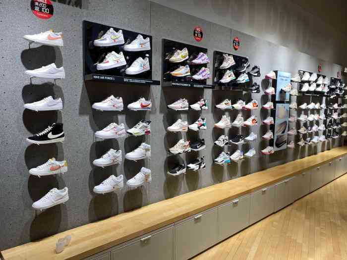 耐克(密云华润万象汇)-"活动折扣:优惠力度大,活动多,折扣也很.