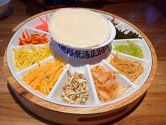 -怪噜范·老贵阳街头名小吃(汇金星力城店)
