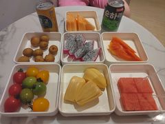 -涨巢·潮玩水疗局