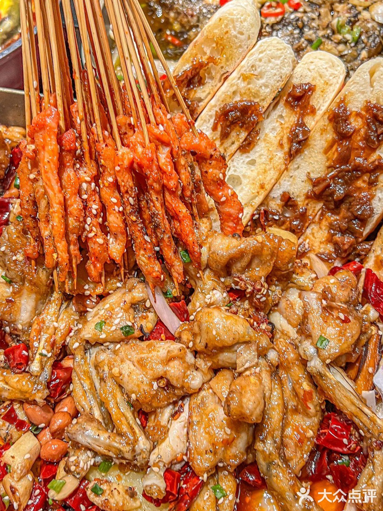 会跳舞的黄辣丁就在小小河边鱼！