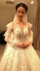 点击看大图 -GRACE KELLY婚纱与礼服(北京店)