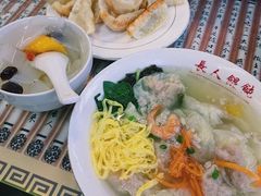 鲜肉馄饨-长人馄饨铺(解放街店)