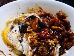 劲辣川椒牛肉蛋饭-新记餐厅(香槟大厦店)