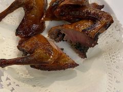 招牌黑椒脆皮鸽-光头老板·本帮菜