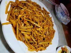 -大胡同天津菜·海肠捞饭·津门皮皮虾锅贴一绝(西姜井店)