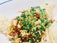 鸡丝凉面-有红鸡毛店·川菜(建设路店)