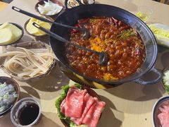 -乐闹闹重庆火鍋(民治店)