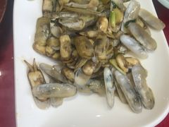 -侬佳蒸菜馆(听潮店)
