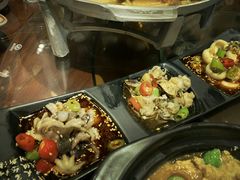 -东来菜馆•手抓海鲜家常菜•海鲜锅贴(鸽子窝店)