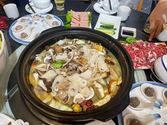 -野菌皇海景野生菌火锅(滨海大道店)