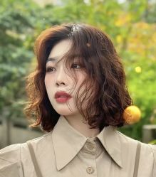 -苑苑发型设计