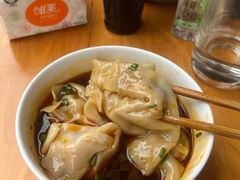-雷抄手