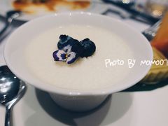 顺德双皮奶-Yan Ting 宴庭中餐厅(上海静安瑞吉酒店)