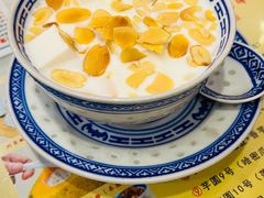 -广信牛奶甜品世家(台东店)