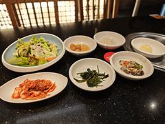 丰盛小菜-本家·添百客韩国料理(泰然店)