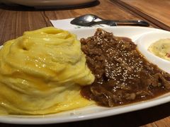 -玛格萝妮(汇智国际商业中心店)