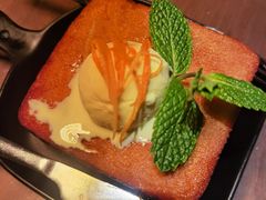 奶黄流沙西多士-来龙里 精致 东南亚餐室(万象城店)