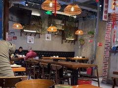 -炉小二铜锅牛蛙•川湘菜(三里屯店)