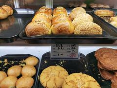 蟹壳黄-白玉兰食品(中山公园龙之梦店)