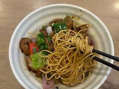 -佬钱湾仔(衣裳街店)