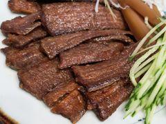 娄府酥骨带鱼-娄三少春饼·烤鸭(合生汇购物中心店)