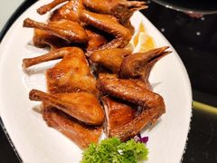 尚品嫩汁乳鸽-尚一汤·粤菜海鲜(环球港店)