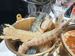 -雍容荟帝王蟹活龙虾展台自助(IFS黑金店)