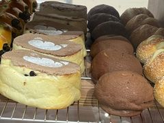 -沁屋面包店(人民东路店)