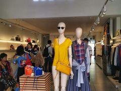 -伦敦比斯特购物村
