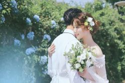 -雪中彩影婚纱摄影·微光艺术中心