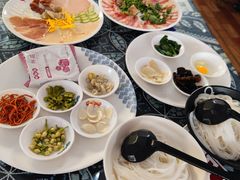 -桥香园过桥米线(国贸店)