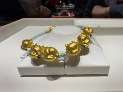 -周生生Chow Sang Sang(新世界店)