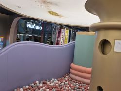 -奈尔宝家庭中心·国风主题·亲子餐厅(豫园商城店)