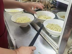 素面-阿阳牛腩腌面店