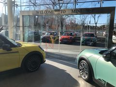 -北京华德宝宝马·M·MINI·摩托车全系4S店(朝阳店)