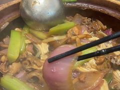 -胡须佬鸡煲四季火锅店(石厦西村直营店)
