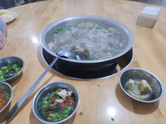 -黑竹沟新场牛肉火锅