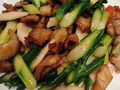 -锦粤宫·融合粤菜(上海金沙江店)