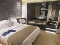 -Yolo私汤温泉设计师酒店(重庆南滨路店)