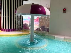 -涨巢·潮玩水疗局