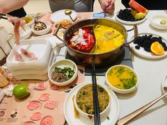 -小茉庐和牛自助火锅(龙湖万达店)